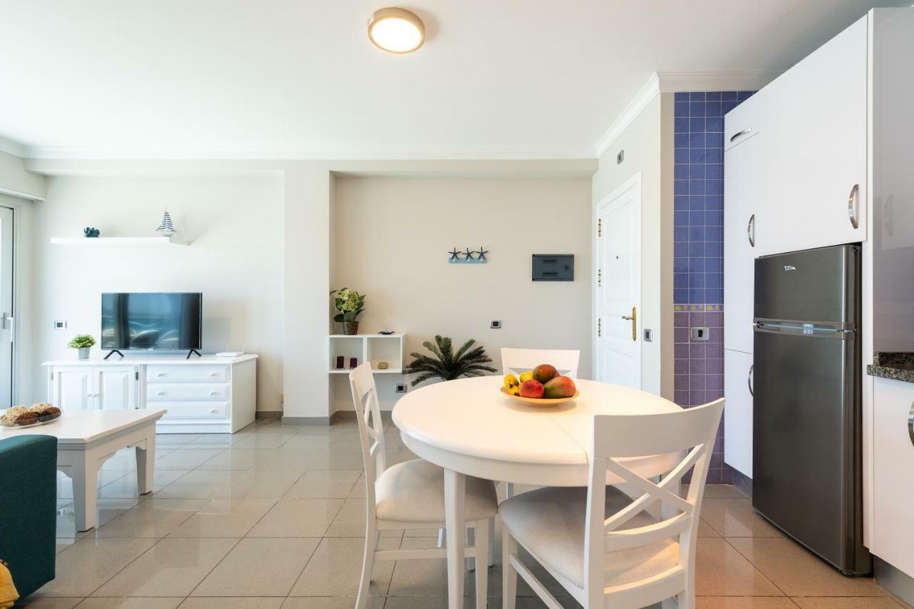 Amarre Ocean Apartman Puerto De Mogan Kültér fotó